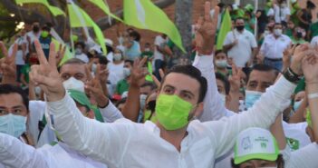 Reinicia Luis Munguía su campaña de la mano de la gente