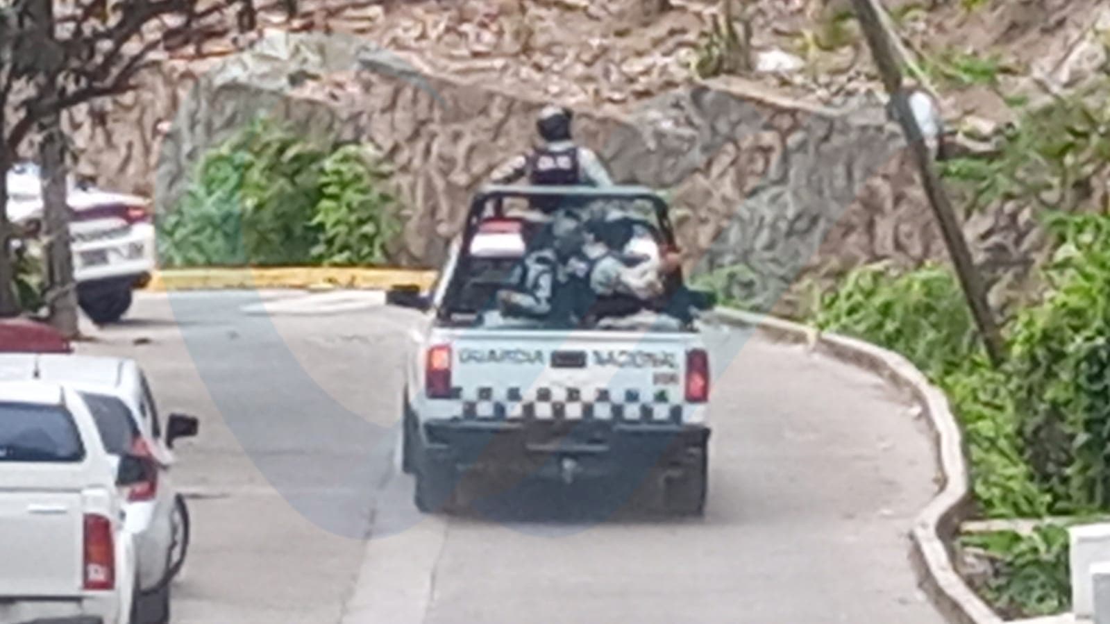 Operativo en colona Las Peñas mantiene alerta a los vecinos