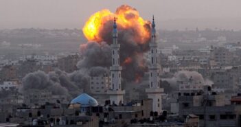 Cae edificio de al menos 12 pisos tras bombardeo de Israel en la Franja de Gaza