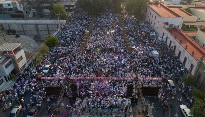 Hagamos realiza cierre de campaña en Guadalajara, con acarreados