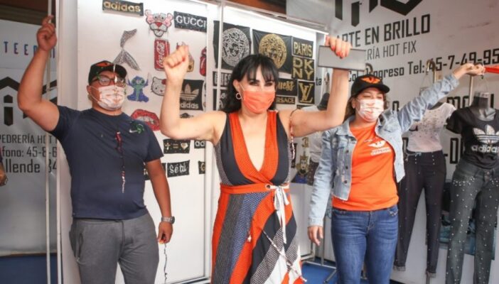 Durante acto de campaña, acaban con la vida de candidata en Guanajuato