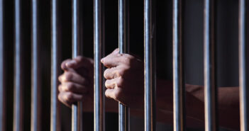 AMLO liberará a presos por delitos no graves