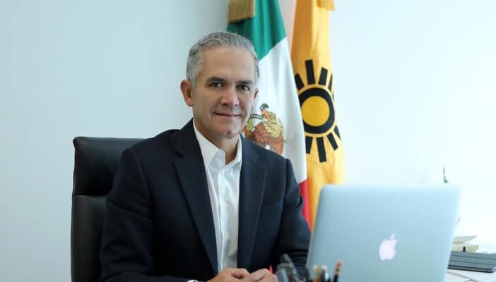 Morena va por Mancera por caso de la Línea 12 del metro