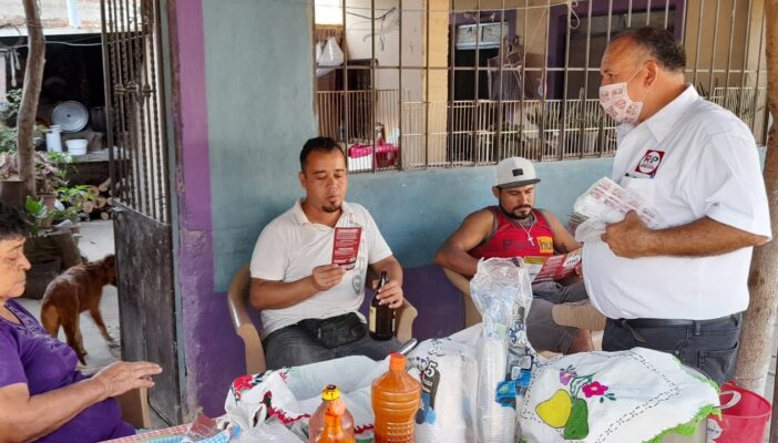 Seré un buen administrador y recaudador para Puerto Vallarta: Tito Yerena