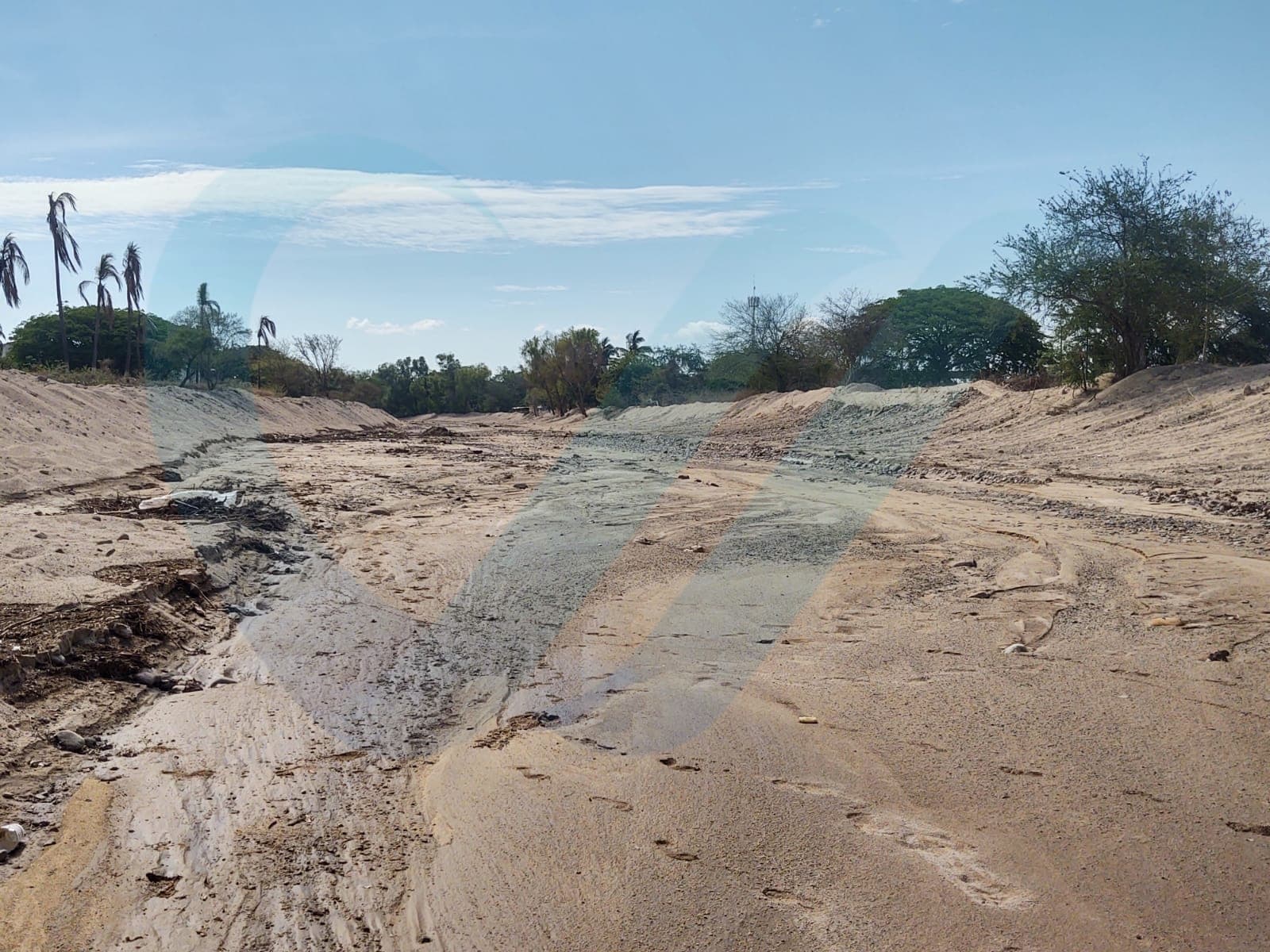 Río Pitillal sigue pareciendo desierto, a pesar de la tormenta de ayer