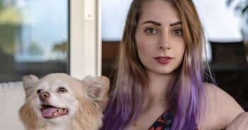 Arrestan a la Youtuber YosStop por presunta posesión de pornografía infantil