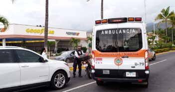 Atropellan 2 veces en un día a indigente; se encuentra grave