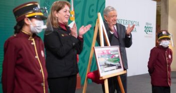 AMLO anuncia sorteo de un palco en el Estadio Azteca y 21 propiedades de lujo