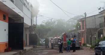 Se quema panadería 'Chonito' en la colonia del toro