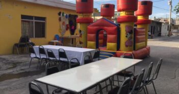 Nadie fue a su fiesta, la mamá lo anuncia en Facebook, y le llueven personas