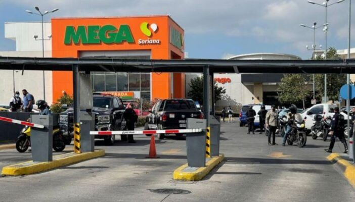 Tiroteo en Plaza Forum por intento de asalto a un camión de valores