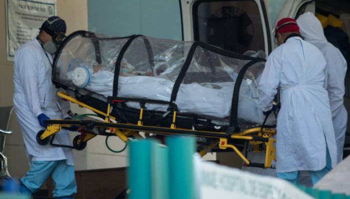 Casos nuevos a la baja, pero crecen los decesos por covid-19