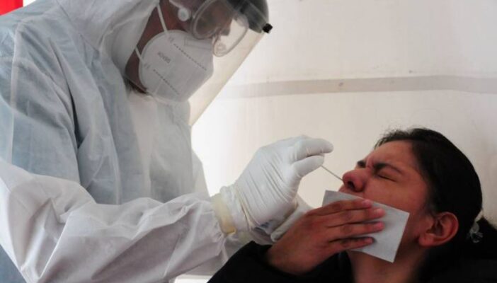 Hay cerca de 250 casos activos de covid en Vallarta