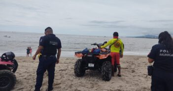 Encuentran cuerpo flotando en Playa de Oro