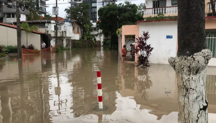 22 casas inundadas sobre la calle Montessori por la tormenta