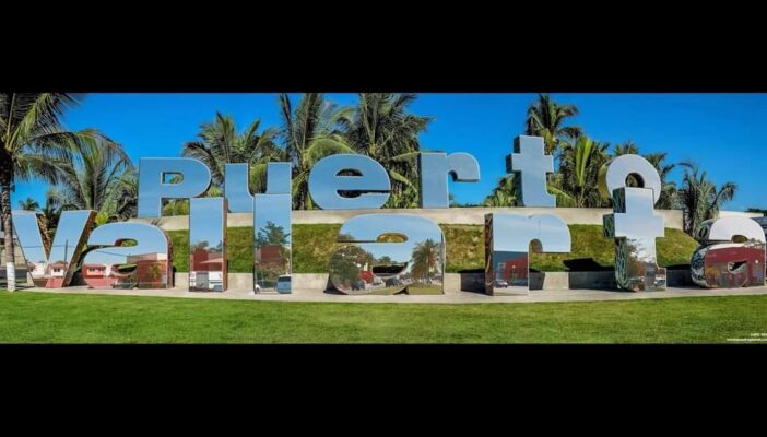 El ingreso a Vallarta sigue sin letras de bienvenida 1 letras Puerto Vallarta efecto espejo