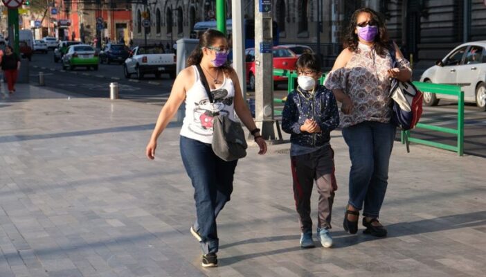 Hasta 8 horas de arresto o 1,800 pesos de multa por no usar cubrebocas en Tepic