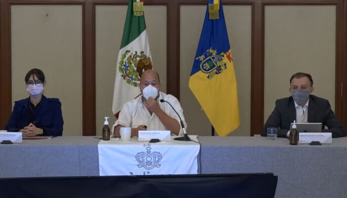 Insipiente baja en casos de Covid-19 tras 2 semanas de restricciones en Jalisco