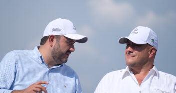 Sigue la pelea entre Alfaro y el rector de la UDG