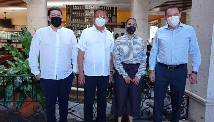 Tarde, pero en conjunto, sesiona mesa de salir metropolitana