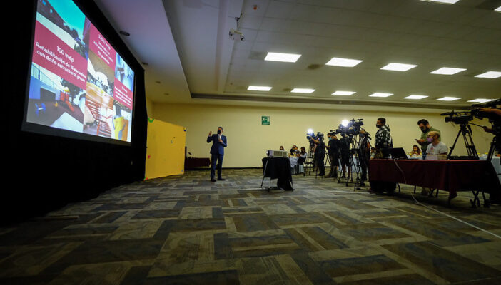 Regreso a las aulas será escalonado y al 50% en Jalisco