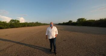 Anuncian construcción de la primera etapa de aeropuerto de Tomatlán