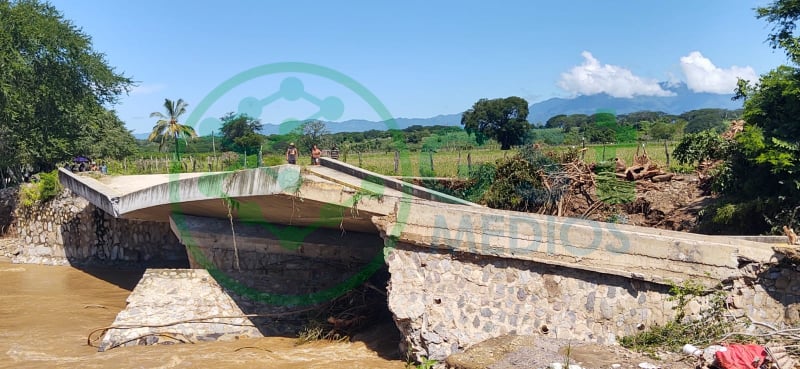 En 2 años se derrumbó el puente que conduce a El Cantón