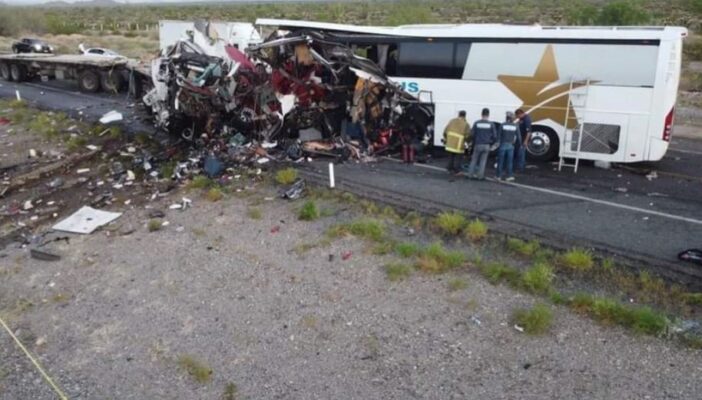 Accidente en carretera de Sonora deja saldo de 16 personas sin vida
