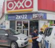 Otro Oxxo robado en Vallarta; hasta una bolsa de mujer se llenó el asaltante