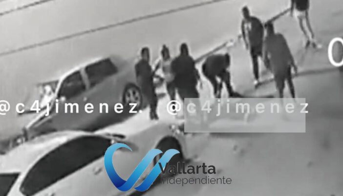 IMAGENES FUERTES: Grupo asesina a hombre de 63 años en estacionamiento