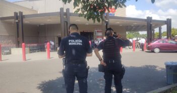 Con el 'truco' de la mostaza, le robaron la cartera a una canadiense