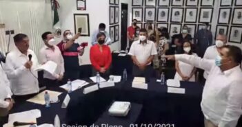 A regañadientes, regidores aprueban al nuevo secretario general y tesorero