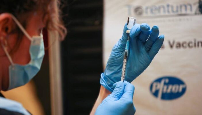 El lunes inicia la vacunación a menores de edad con comorbilidades