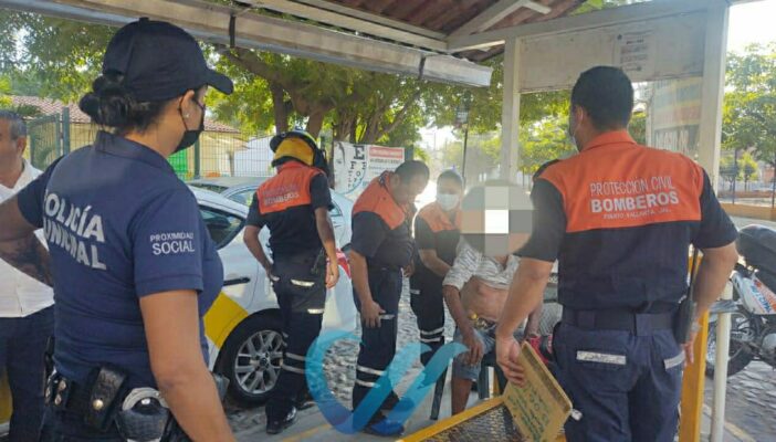 Indigente es atropellado en Coapinole; el responsable se dio a la fuga