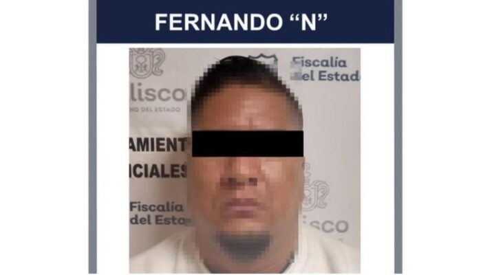 Vinculan a proceso a policía por robo de 320 mil pesos