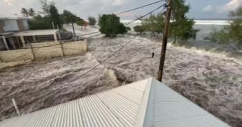 Las autoridades no han informado de momento sobre víctimas, mientras los medios locales alertan que varias zonas del país permanecen incomunicadas.
