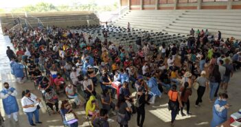 Llama Región Sanitaria a la calma a quienes no alcanzaron vacuna de refuerzo