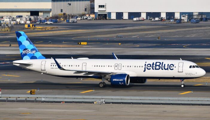 Llega a Vallarta vuelo directo desde Nueva York