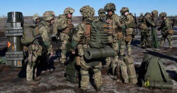 Pelean el segundo ejército más poderoso del mundo contra el número 22