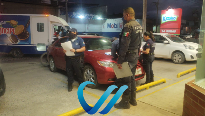 Asaltan tienda de conveniencia en Exiquio Corona; huyen con 7 mil pesos