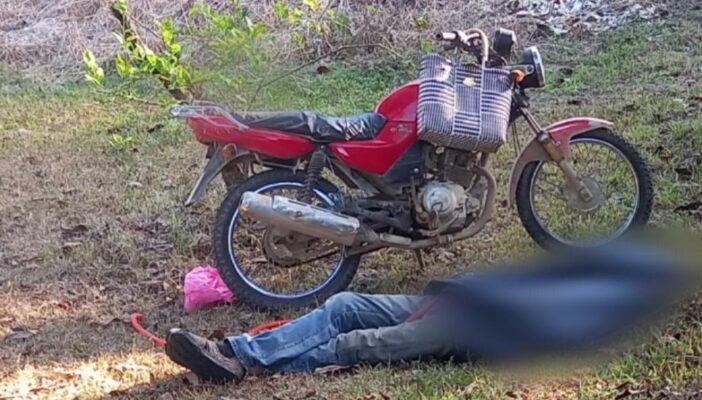 Extranjero se quita la vida con su moto en Sayulita