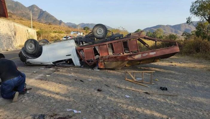 Peregrinos se accidentan camino a Talpa; hay 2 decesos