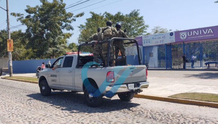 Encapuchados y armados, golpean a joven al interior de la Univa