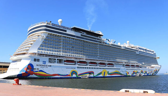 Arriba por primera vez a Puerto Vallarta crucero Norwegian Encore
