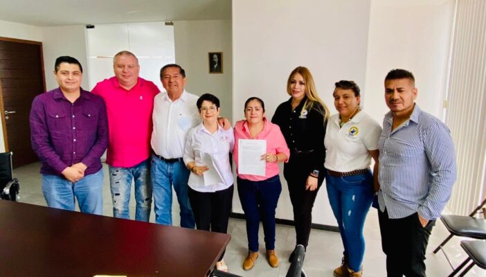 Victoria sindical: aumentan sueldo a trabajadores del DIF