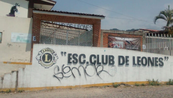 Entre burocracia y apatía, niños de la Club de Leones no tienen docente