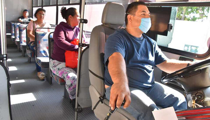 Cubrebocas sigue siendo obligatorio en taxis, uber e indriver