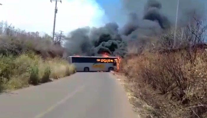 Minimiza Enrique Alfaro los hechos violentos de Mazamitla