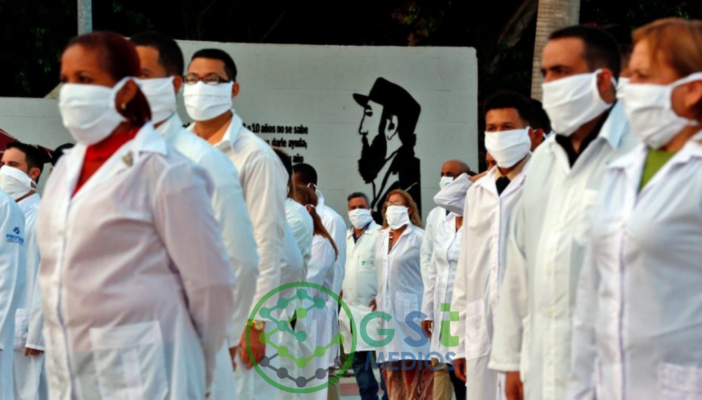 Médicos mexicanos se dicen inconformes por contratación de cubanos
