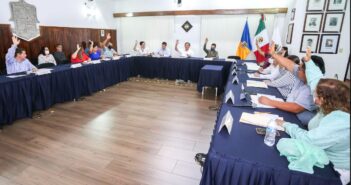 Buscan empedrar 11 calles de Vallarta